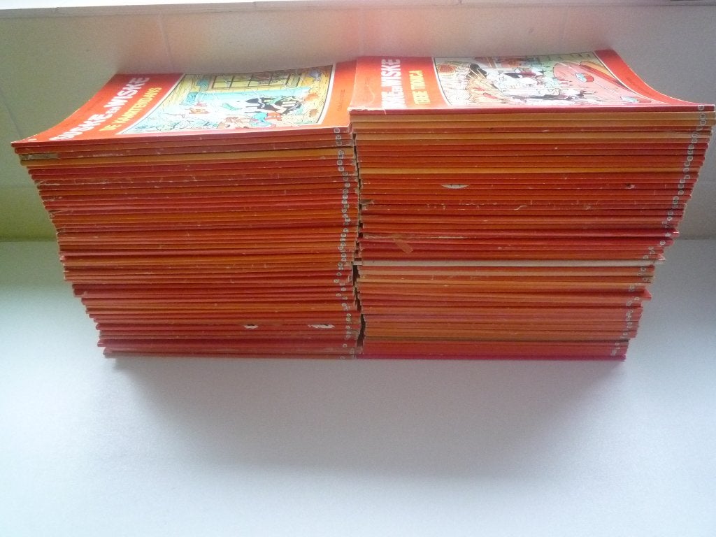 Meer dan 100 Suske en Wiske stripboeken, Boeken, Meerdere stripboeken, Ophalen of Verzenden, Gelezen