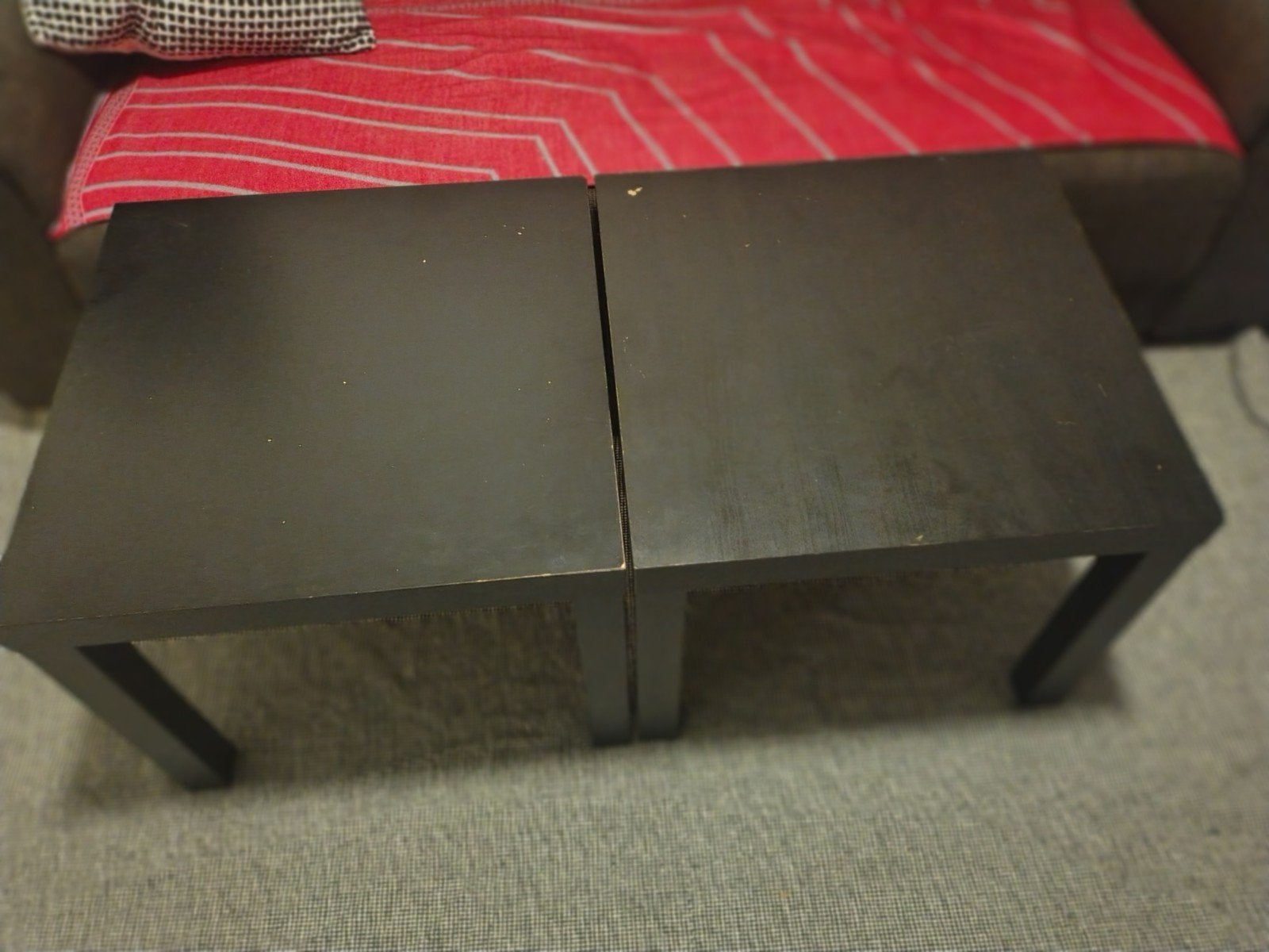 2 zwarte vierkante IKEA LACK bijzettafels, Huis en Inrichting, Minder dan 50 cm, Gebruikt, Vierkant, Minder dan 50 cm