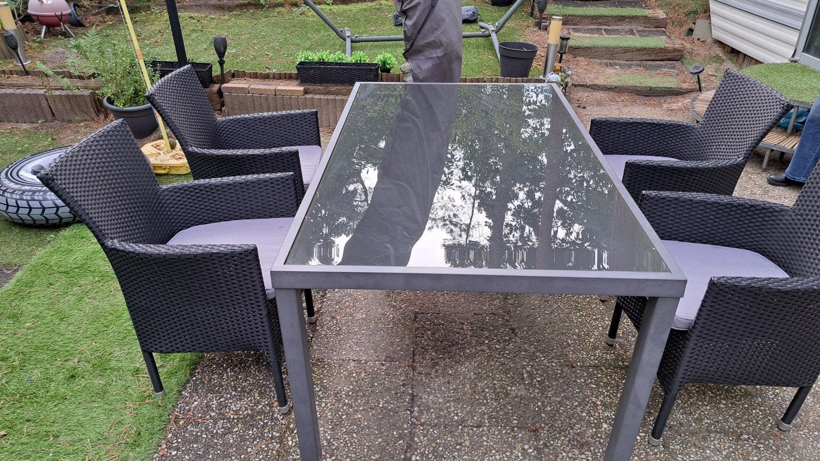 Jutlandia Tuintafel met 4 stoelen - Zo goed als nieuw, 4 zitplaatsen, Aluminium, Ophalen of Verzenden, Zo goed als nieuw