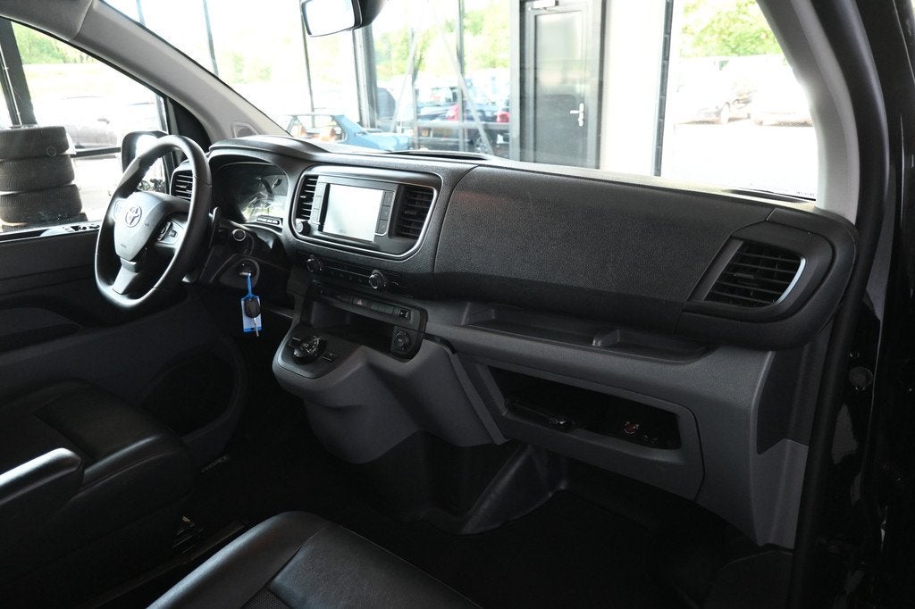 Toyota ProAce Worker 2.0 D-4D Navigator Long Automaat Clima, Gebruikt, 4 cilinders, Met garantie (alle), Bedrijf