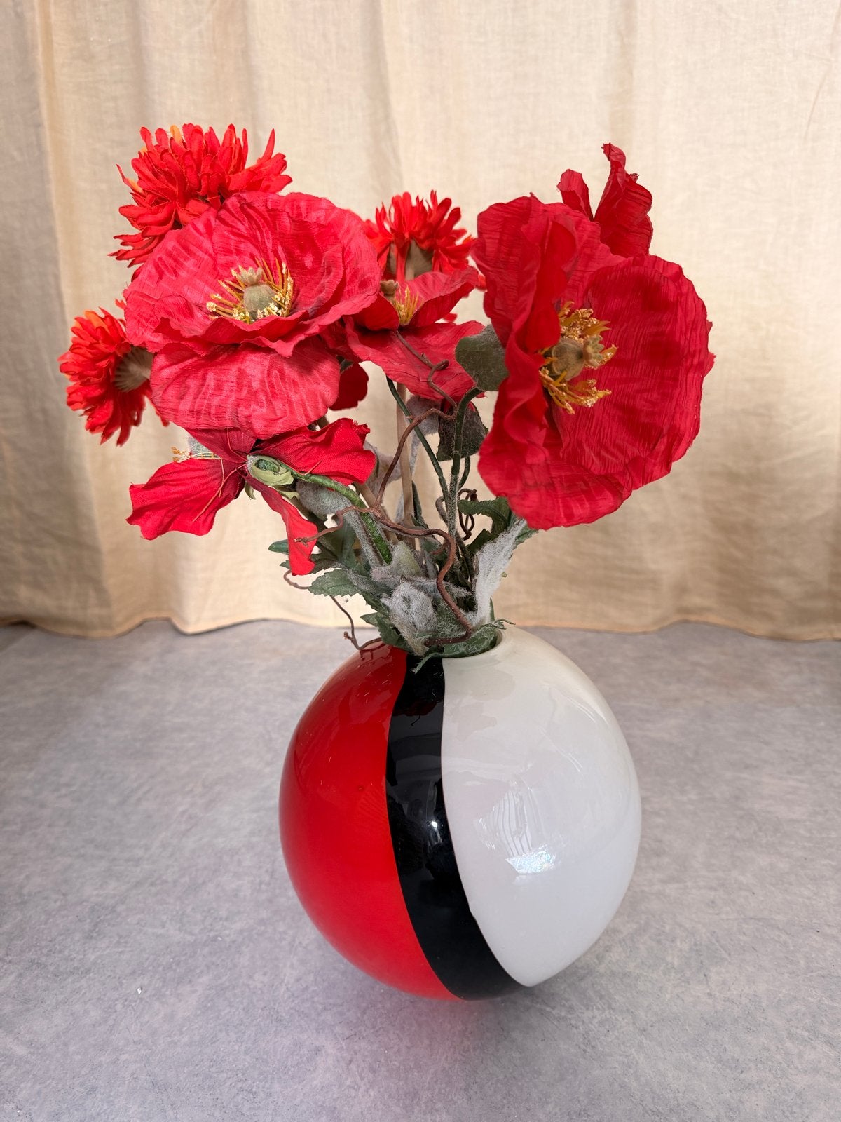 Vaas met kunststofbloemen, Ophalen, Overige materialen, Gebruikt, Meerkleurig