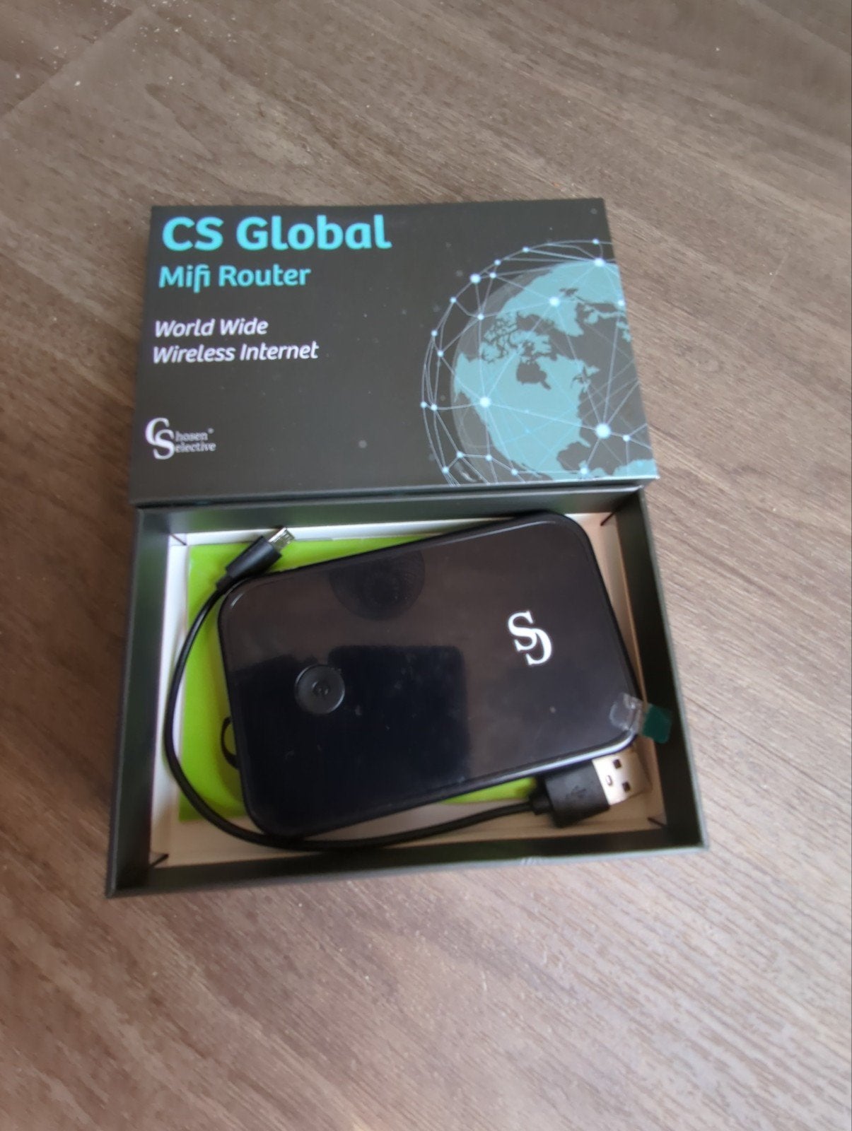 CS Global Mifi Router 4G - Wereldwijd Draadloos Internet, Computers en Software, Routers en Modems, Ophalen of Verzenden, Zo goed als nieuw