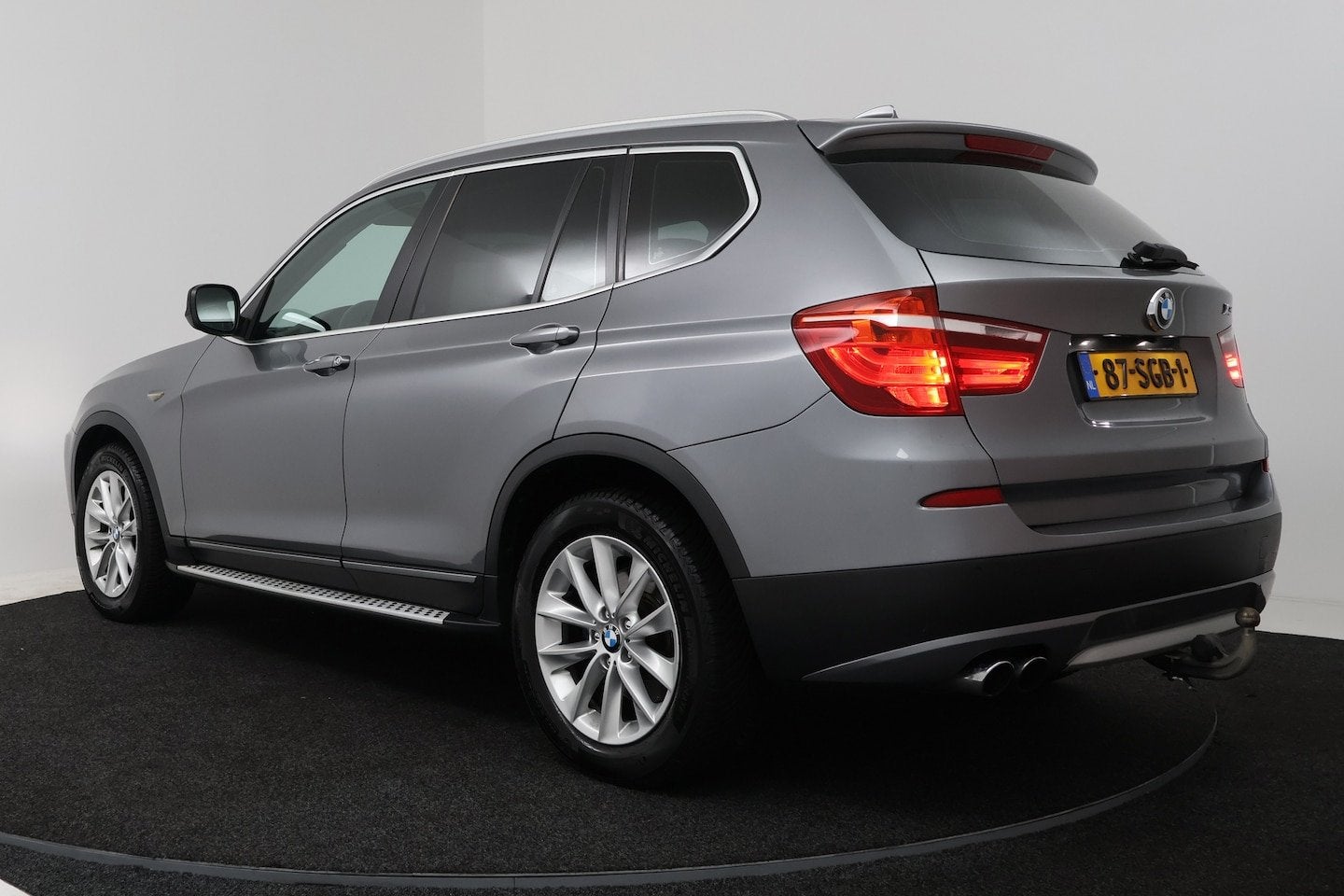 Foto 5 van BMW X3 XDrive35i High Executive (STOELVERWARMING, GROOT-NAVI