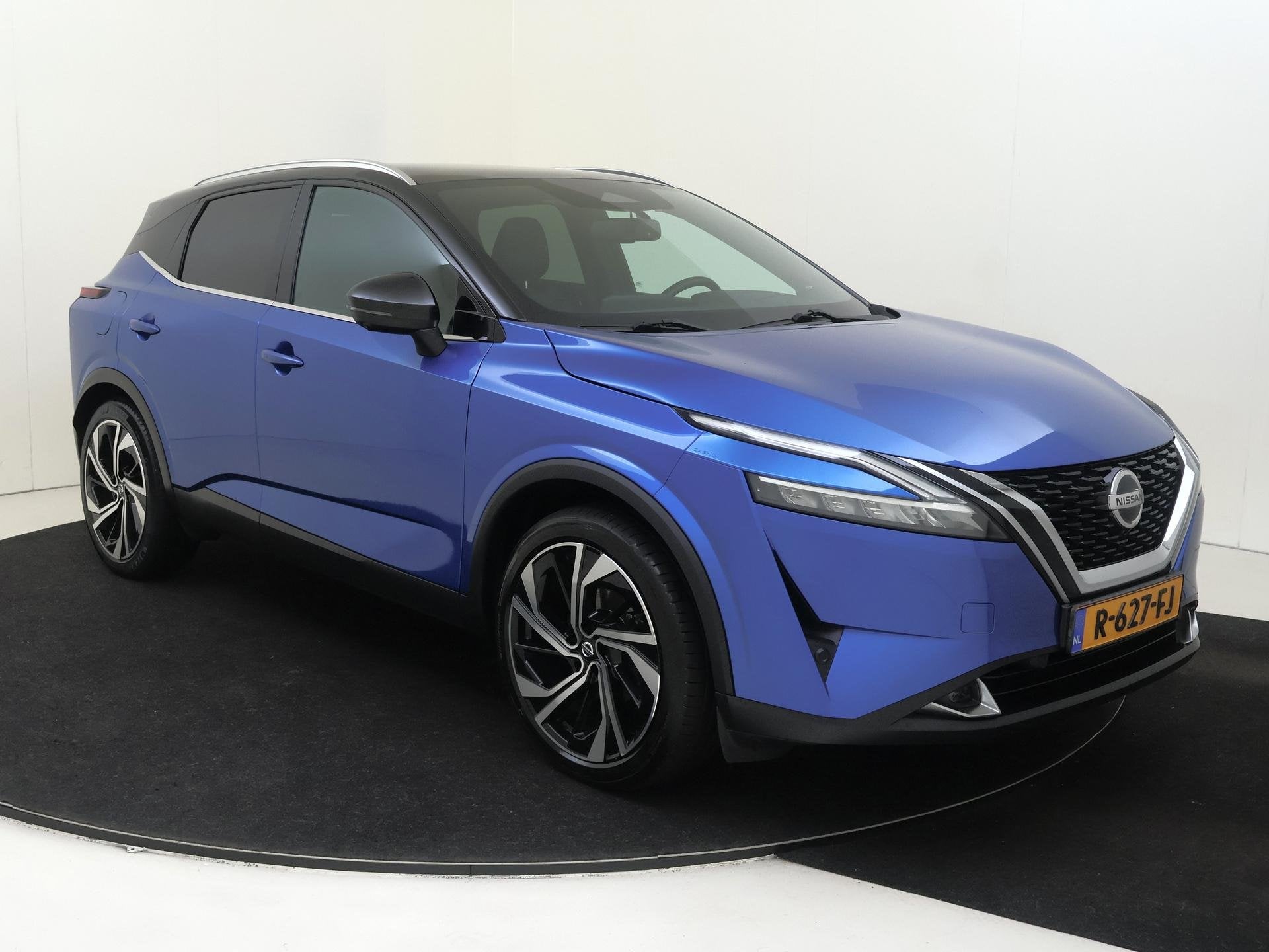 Nissan Qashqai 1.3 MHEV Xtronic Tekna Plus Trekhaak | Stoelm, Auto's, Nissan, Euro 6, Blauw, Qashqai, 725 kg
