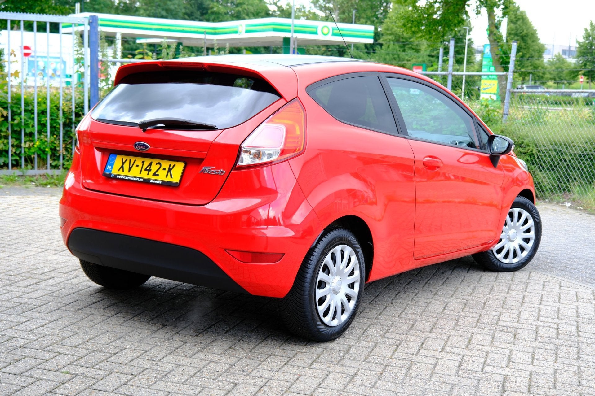 Foto 3 van Ford Fiesta 1.0 Style Airco|Stoelverw|Voorruit verw