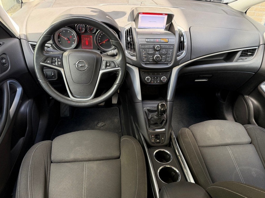 Opel ZAFIRA TOURER 1.6 CDTI Business+ 7p. PANO CAMERA TREKHA, Auto's, Opel, 1450 kg, 136 pk, Gebruikt, 4 cilinders