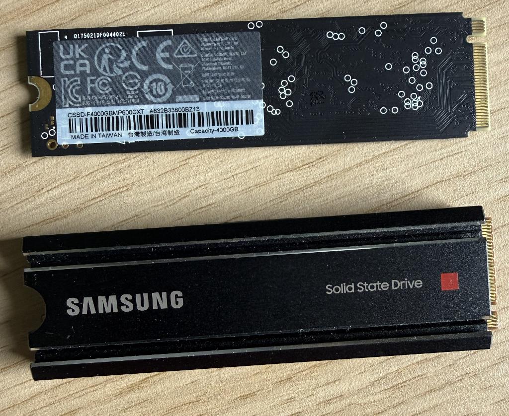 2x supersnelle SSD intern 4 TB en 1 TB, Ophalen, Intern, Gebruikt, SSD