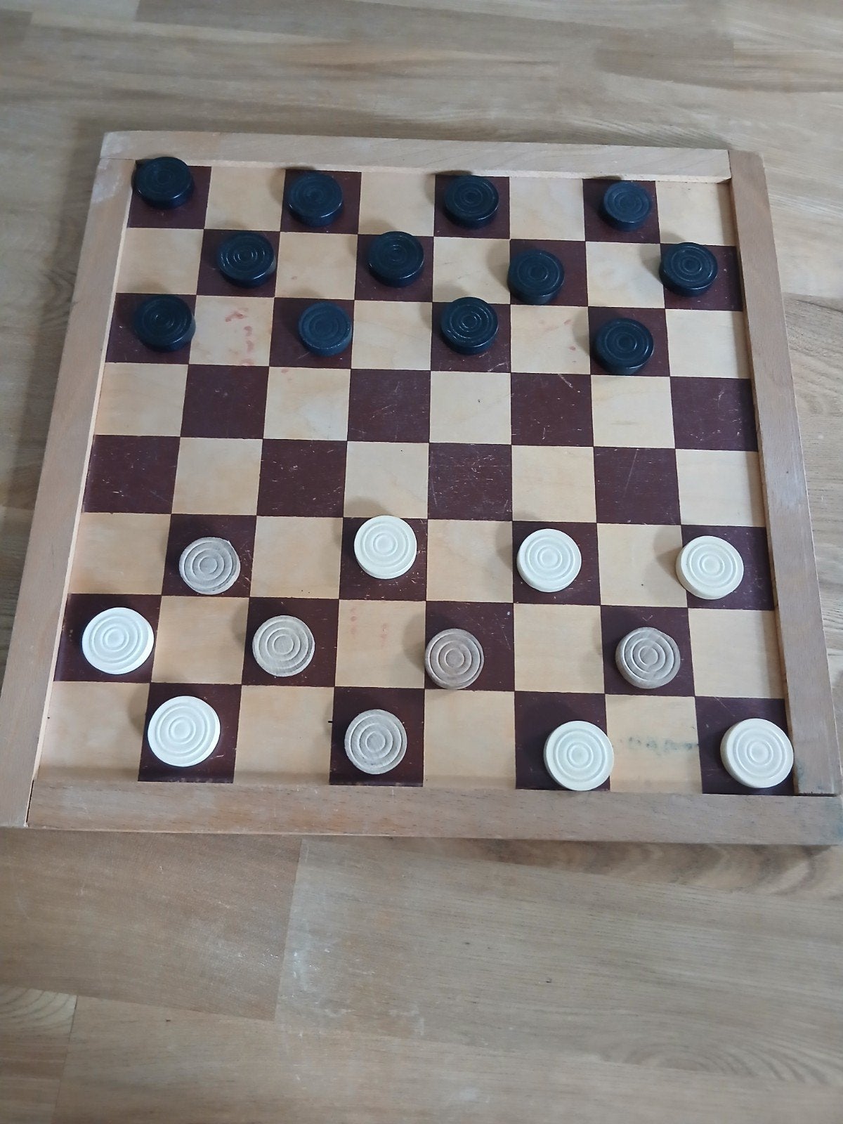 schaak en dam bordspel, Hobby en Vrije tijd, Gezelschapsspellen | Bordspellen, Ophalen of Verzenden