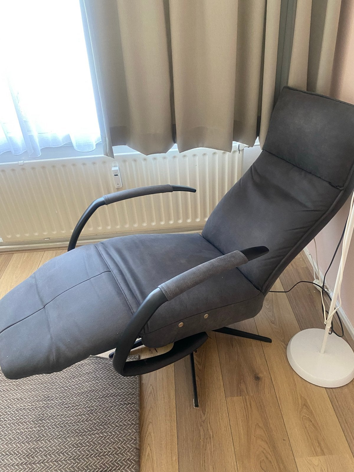 Relaxfauteuil Moio van Pronto, elektrisch, Ophalen of Verzenden, Zo goed als nieuw, Stof
