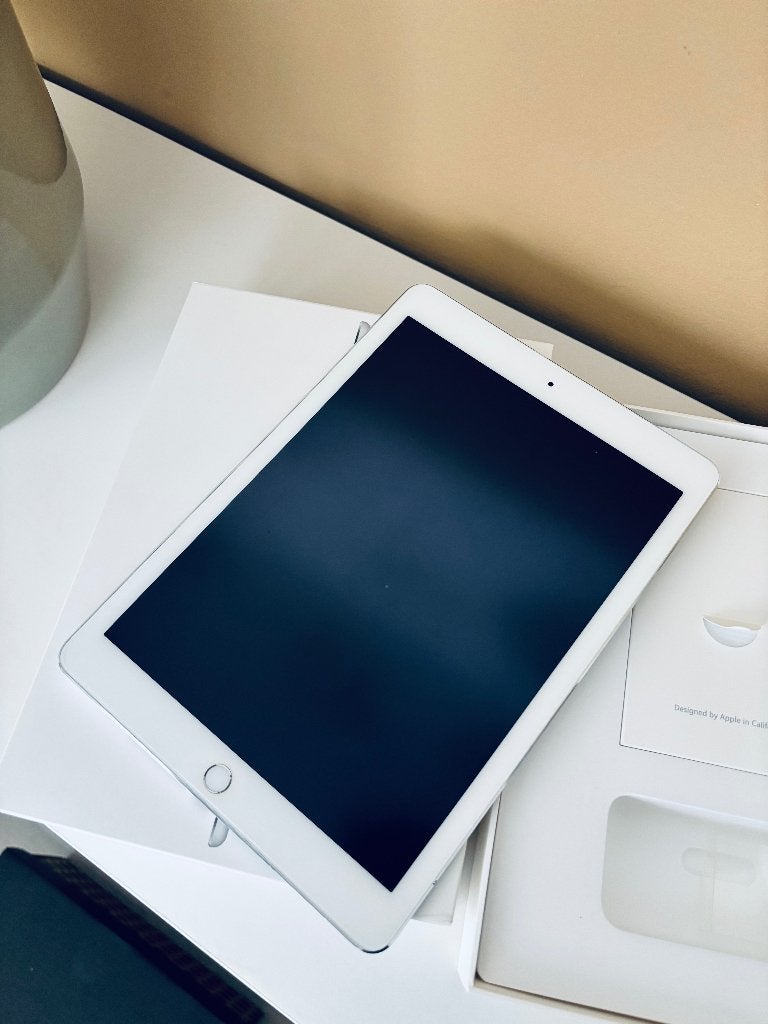 iPad Air 2 (2014), Computers en Software, 10 inch, Apple iPad Air, Ophalen of Verzenden, Zo goed als nieuw