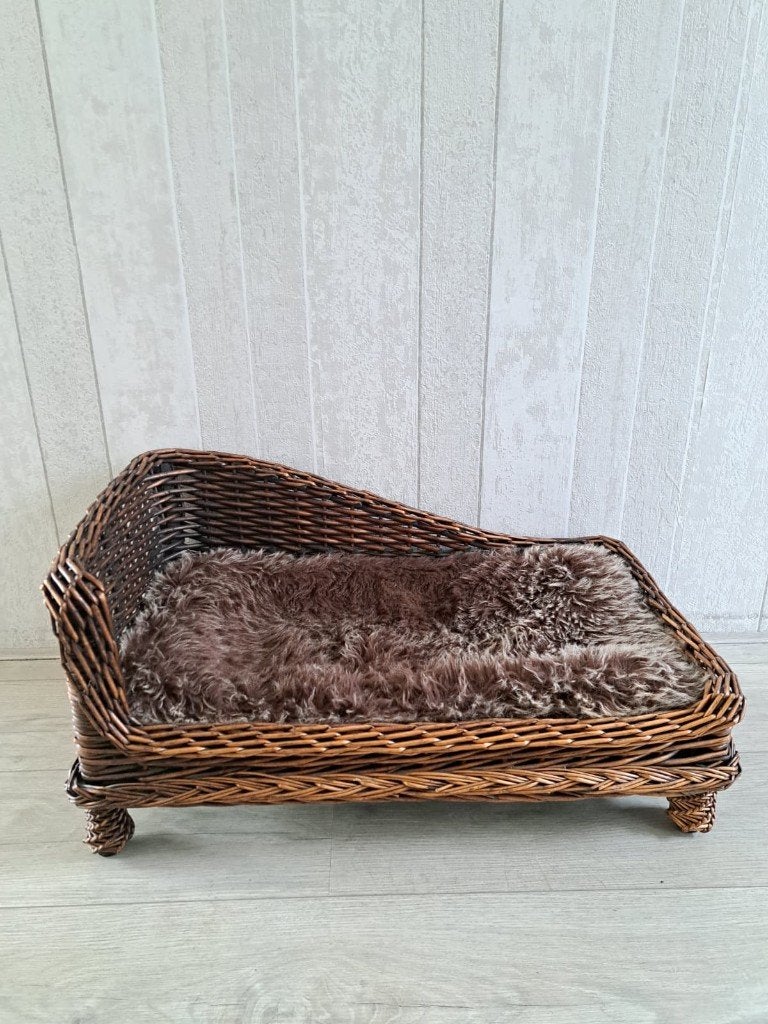 Honden loungebank voor kleine hond, Ophalen, Gebruikt, Riet