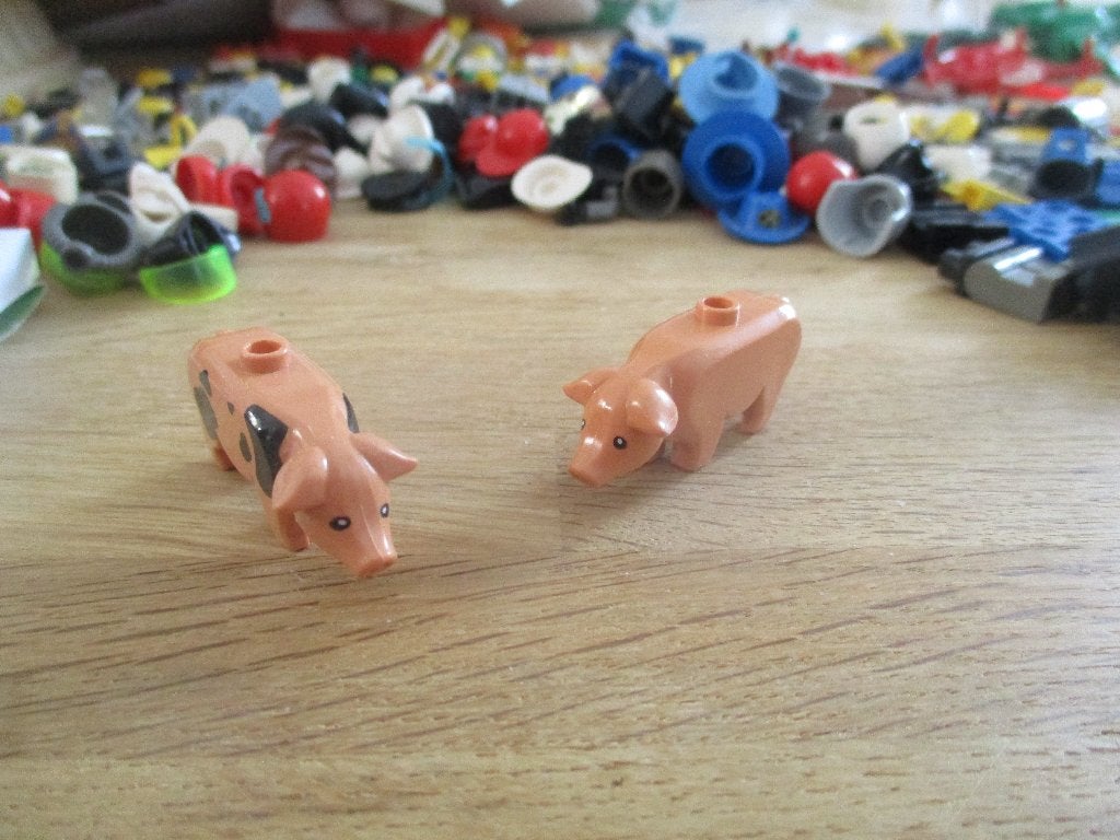 2 LEGO VARKENS, City, Lego, Accessoire, Ophalen of Verzenden