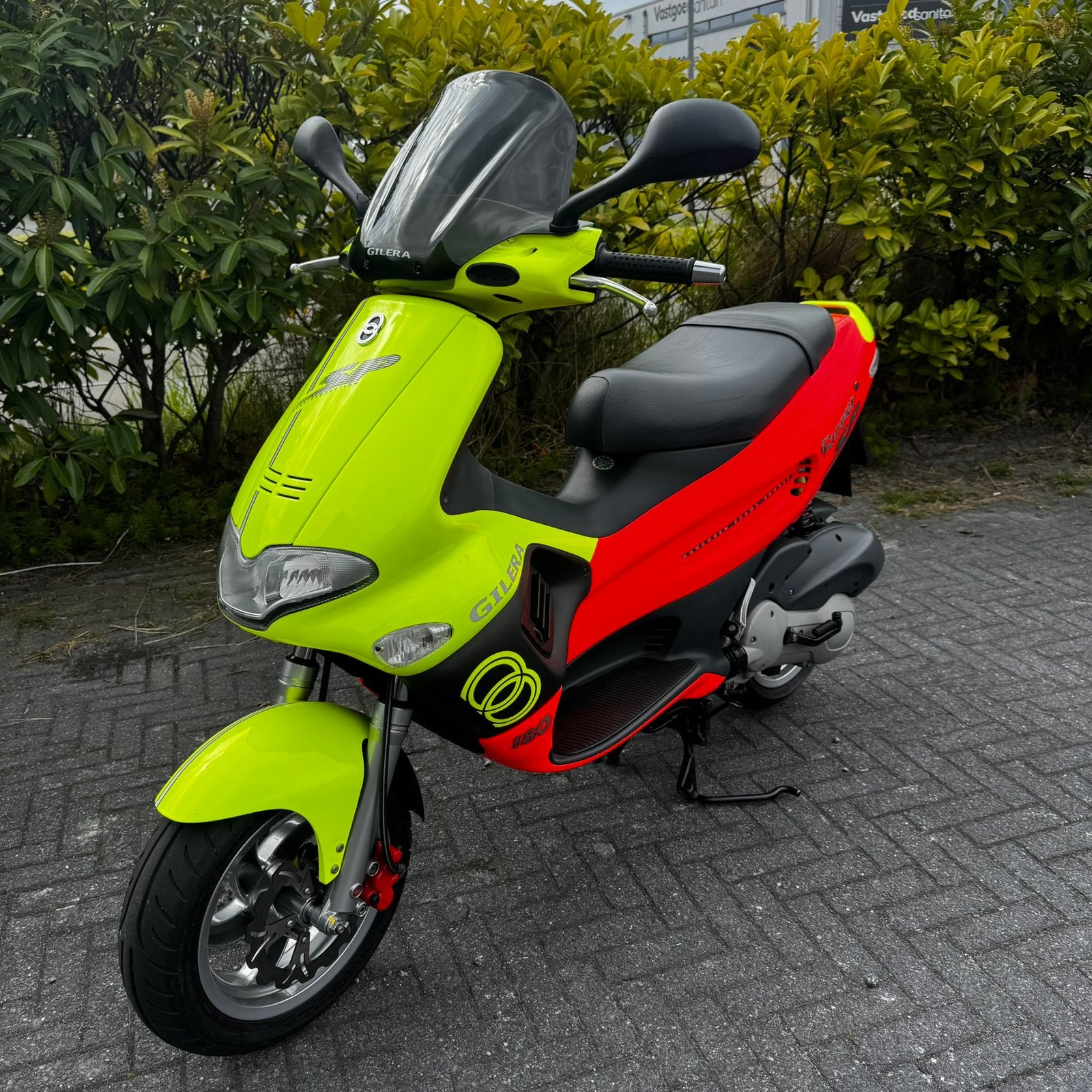 Gilera Runner 180 Fluor, Fietsen en Brommers, Ophalen, Overige modellen, Zo goed als nieuw, Benzine