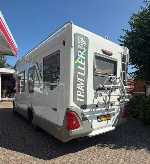 Caravans And Camping Knaus