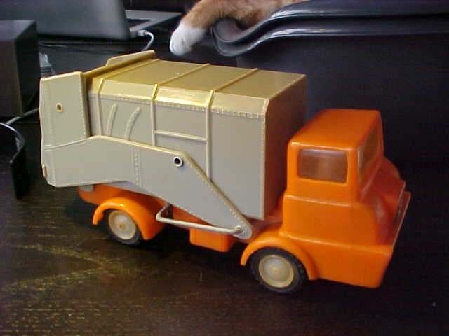 NFIC - Ford Thames Trader Vuilniswagen [or] 1/30, Ophalen of Verzenden, Gebruikt, Auto