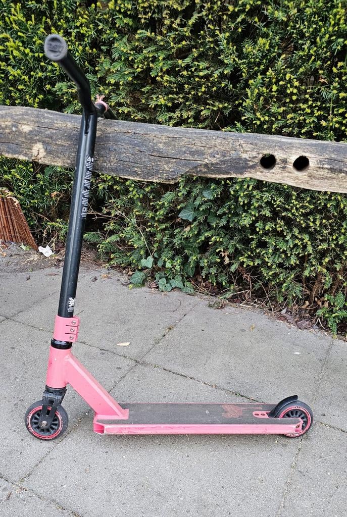 Slamm Stunt steps   75 en 83 cm stuurhoogte, Fietsen en Brommers, Steps, Ophalen of Verzenden, Gebruikt, Gewone step, SLAMM