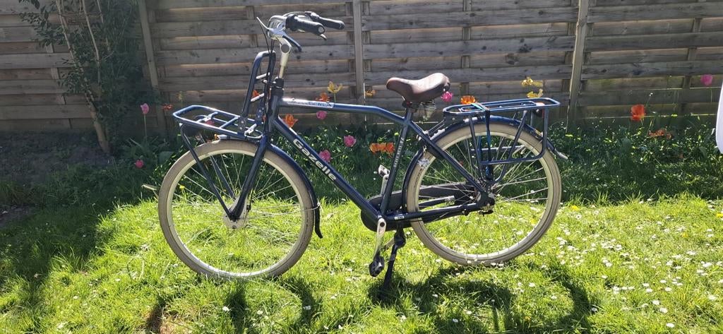 2 fietsen (Gazelle & Puch), Ophalen, Terugtraprem, Versnellingen, Gazelle