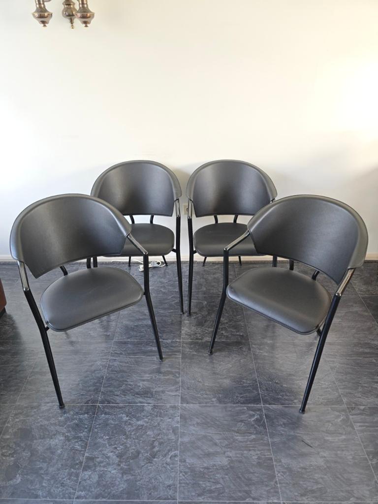 Vier vintage eetkamerstoelen, stoel, fauteuil, stoelen, Ophalen, Gebruikt, Zwart, Leer