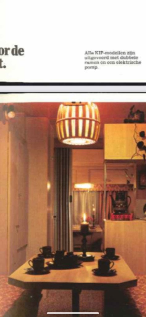Onderdelen kip K 550 caravan gezocht 2 tafels 2 lampen, Ophalen of Verzenden