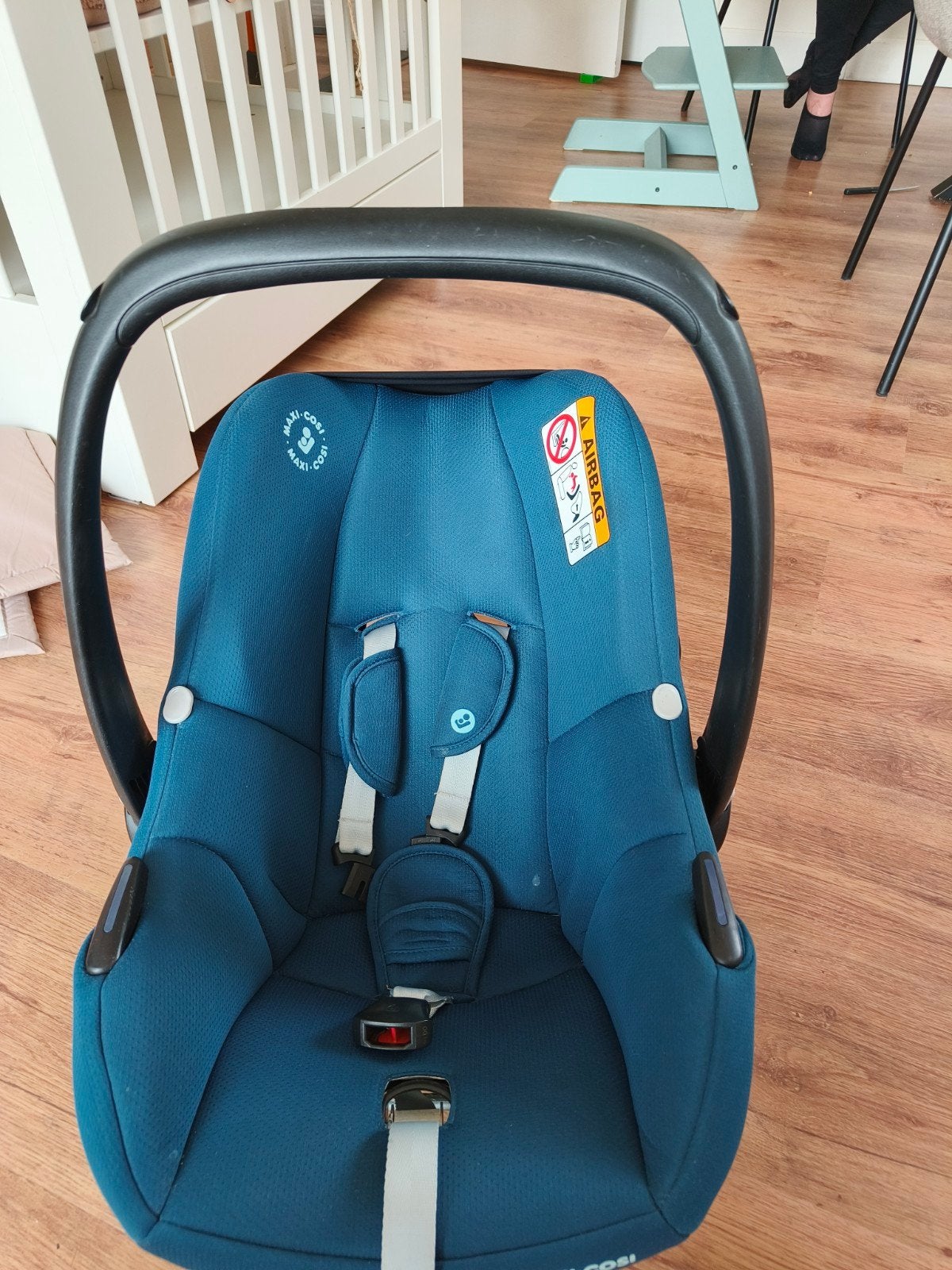 Maxi Cosi Tinca (blauw), Ophalen, Autogordel of Isofix, Zo goed als nieuw, 0 t/m 13 kg