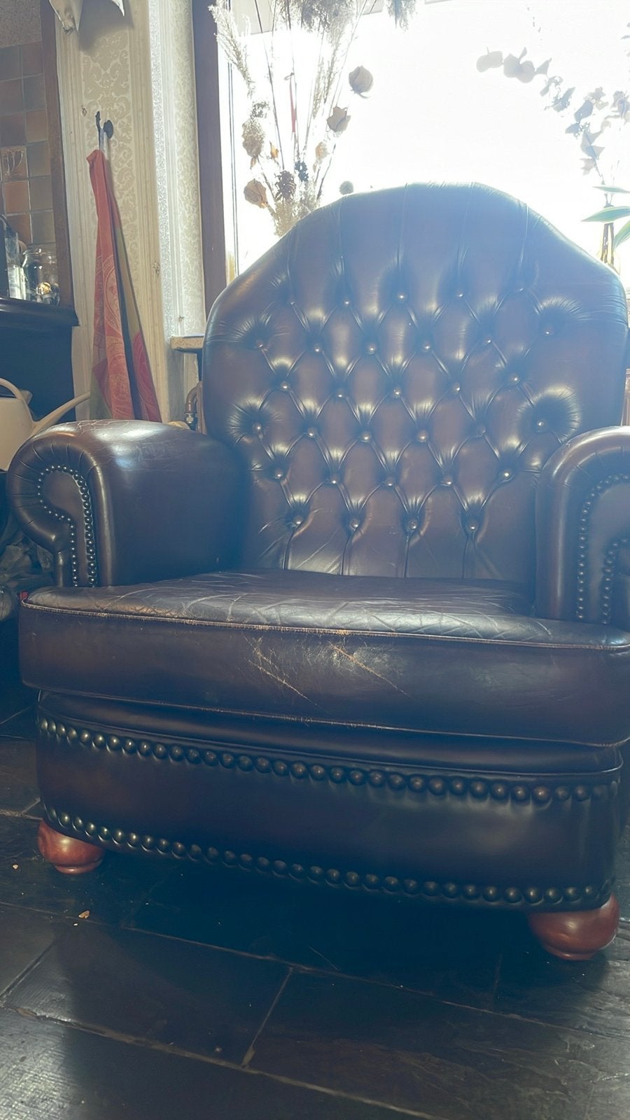 2 Vintage Chesterfield fauteuils - Bruin leer, Huis en Inrichting, Ophalen, Gebruikt, 75 tot 100 cm, Leer