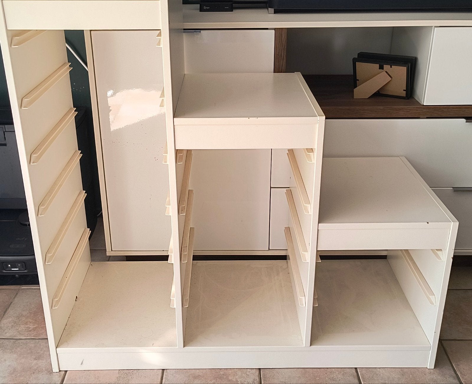 Ikea kast met gebruikssporen - ideaal om te pimpen!, Ophalen, Gebruikt