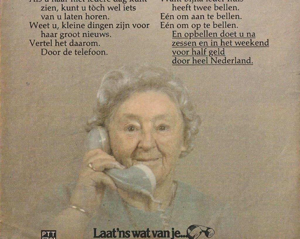 Retro reclame 1975 PTT Telecommunicatie bellen met oma, Verzenden, Overige typen