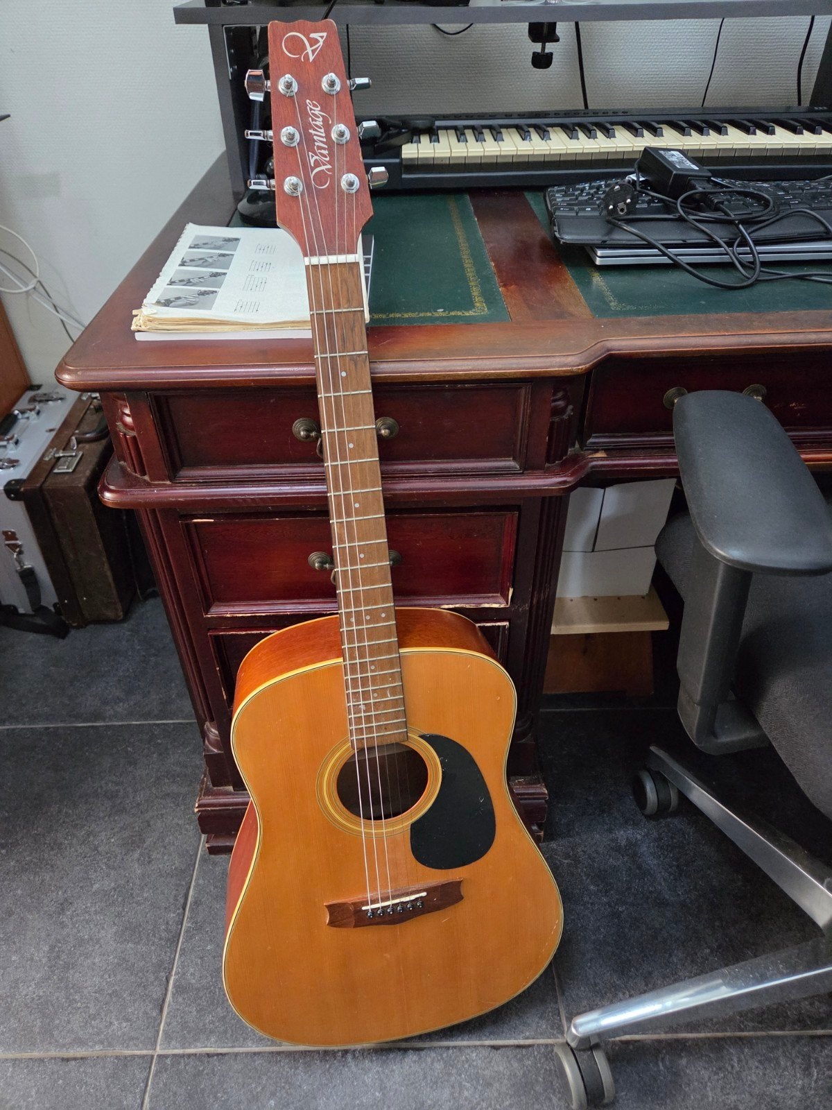 Vantage Western gitaar - Gebruikt, Ophalen, Gebruikt, Western- of Steelstringgitaar
