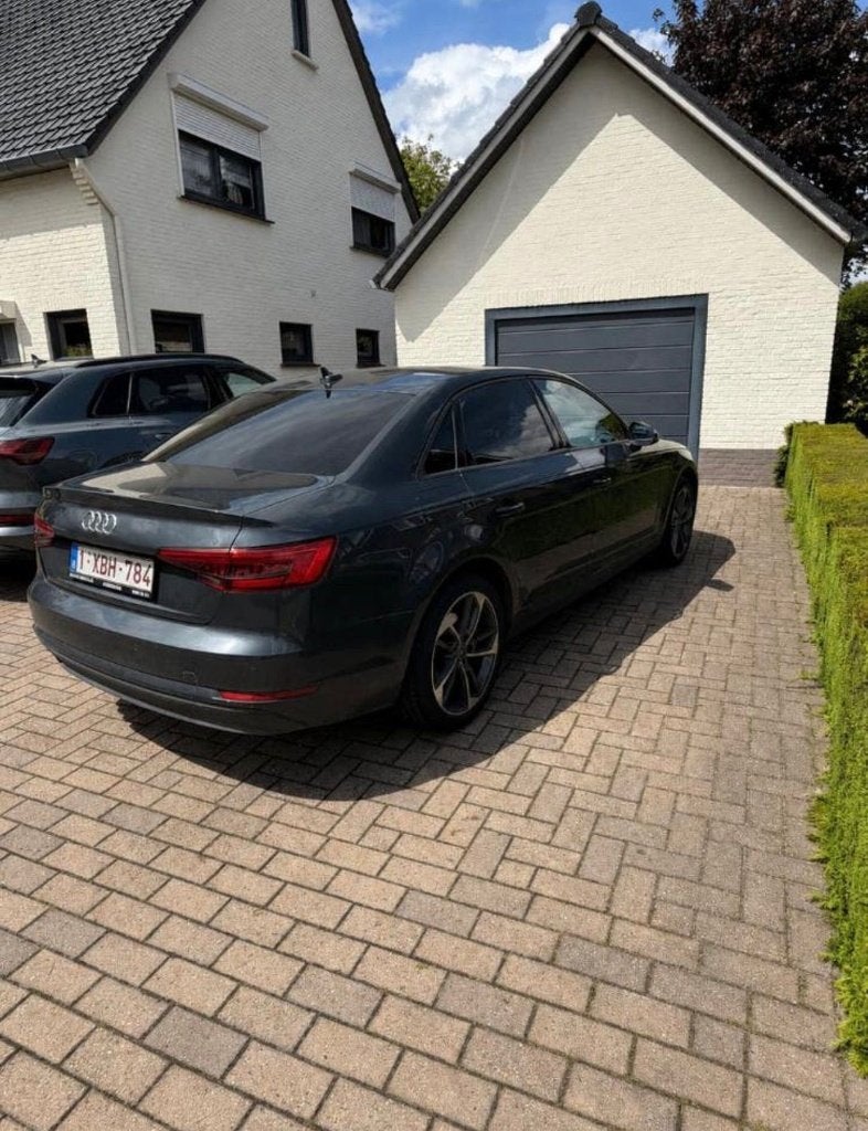 audi a4 3.0, Automaat, Euro 5, Stof, Adaptieve lichten