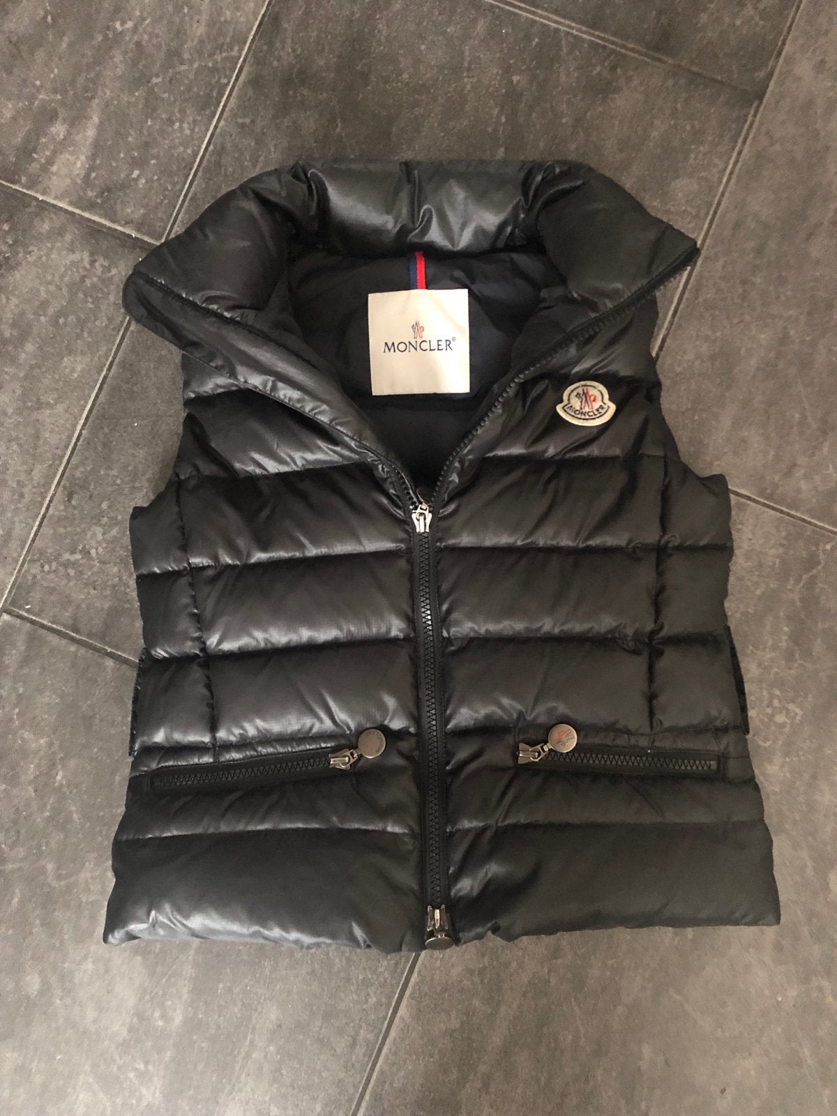 Moncler bodywarmer zwart - Zo goed als nieuw, Ophalen of Verzenden, Zo goed als nieuw