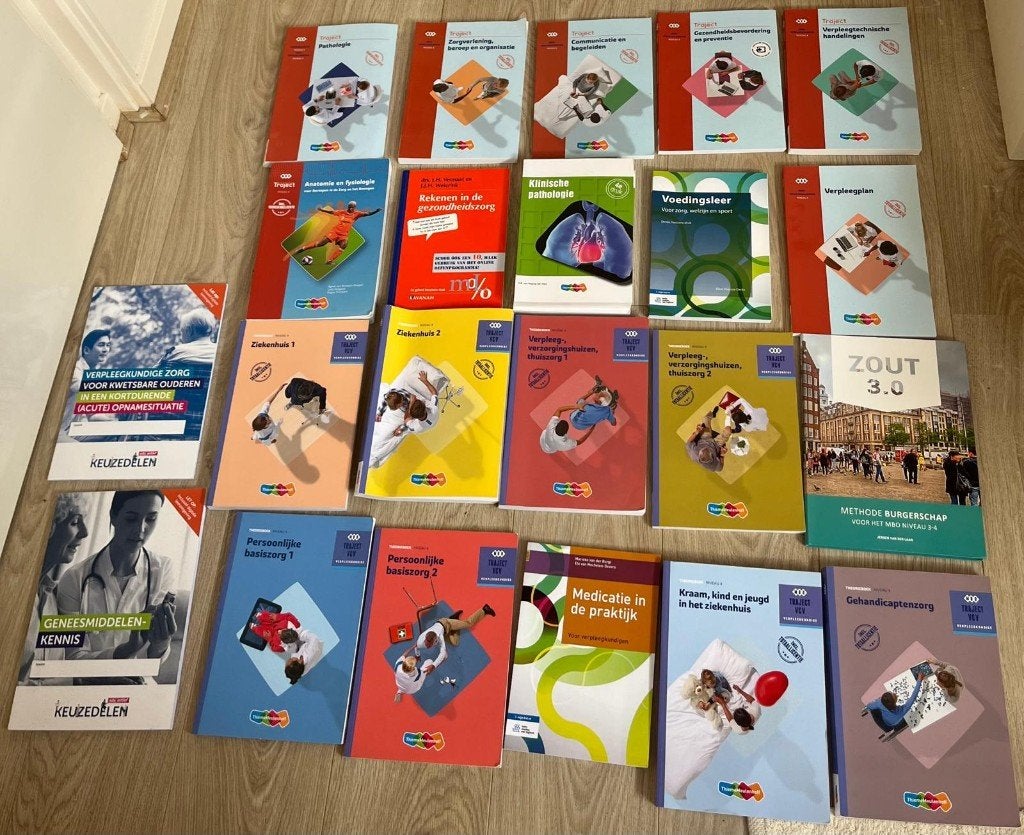 Verpleegkundige niv. 4 boeken, Diverse auteurs, Zo goed als nieuw, Beta, HBO