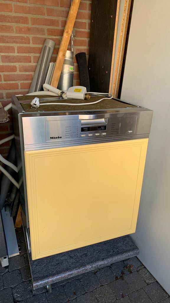 Miele inbouw vaatwasser, Witgoed en Apparatuur, Vaatwasmachines, Ophalen, Gebruikt, Inbouw, Minder dan 85 cm