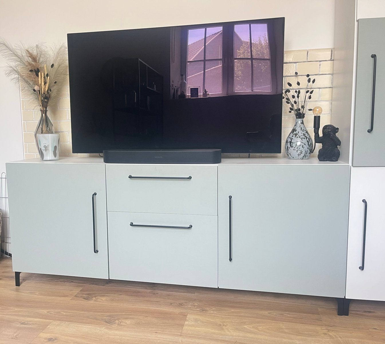 MOET VOOR 1 AUG WEG- Ikea Bestå TV-meubel met kabelruimte, Ophalen, Overige materialen, 150 tot 200 cm, Zo goed als nieuw