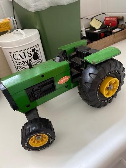Te koop model tractor van Tonga, Ophalen, Gebruikt, Overige typen