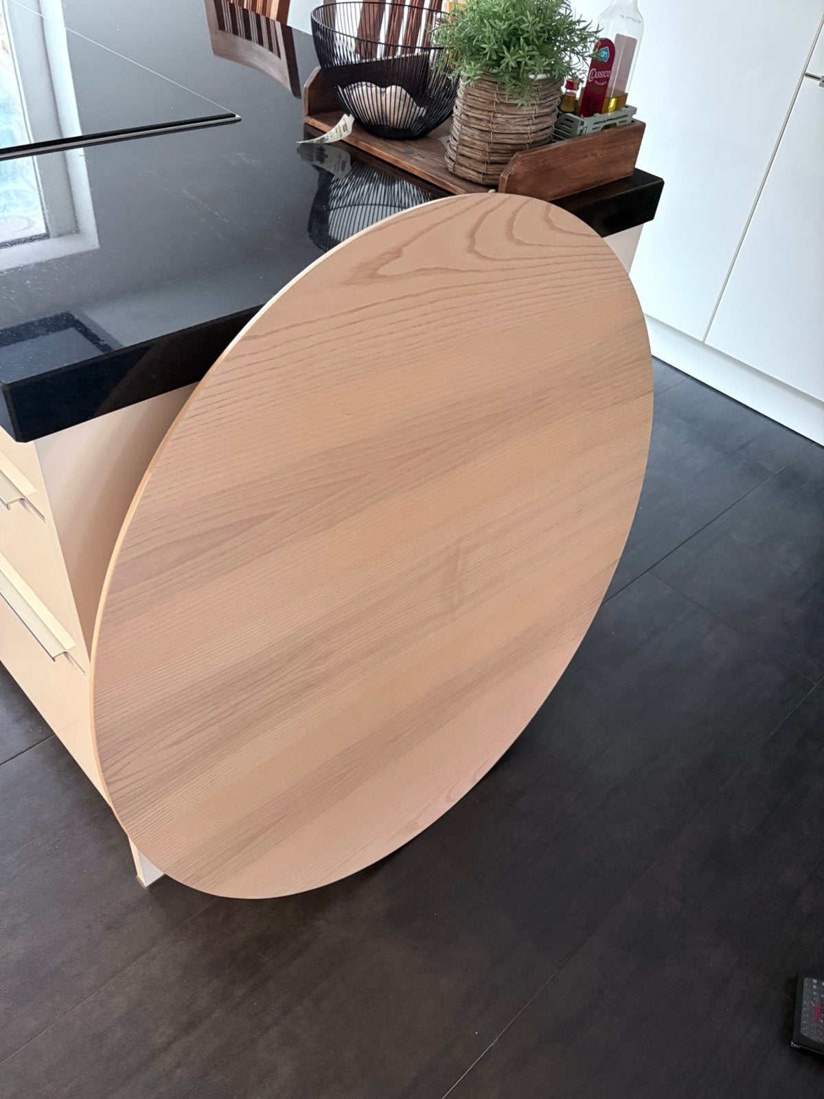 Nette ronde tafel, Huis en Inrichting, Ophalen, Zo goed als nieuw, Rond