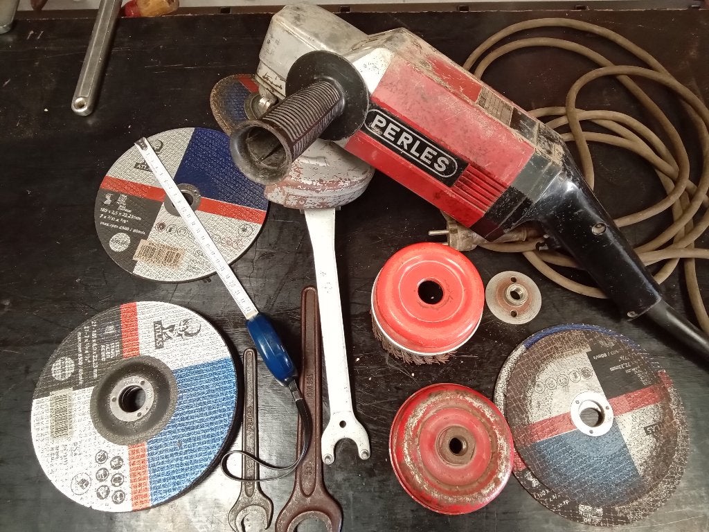 Haakse slijper Perles, Ophalen, Gebruikt, 1000 watt of meer, Haakse handslijpmachine