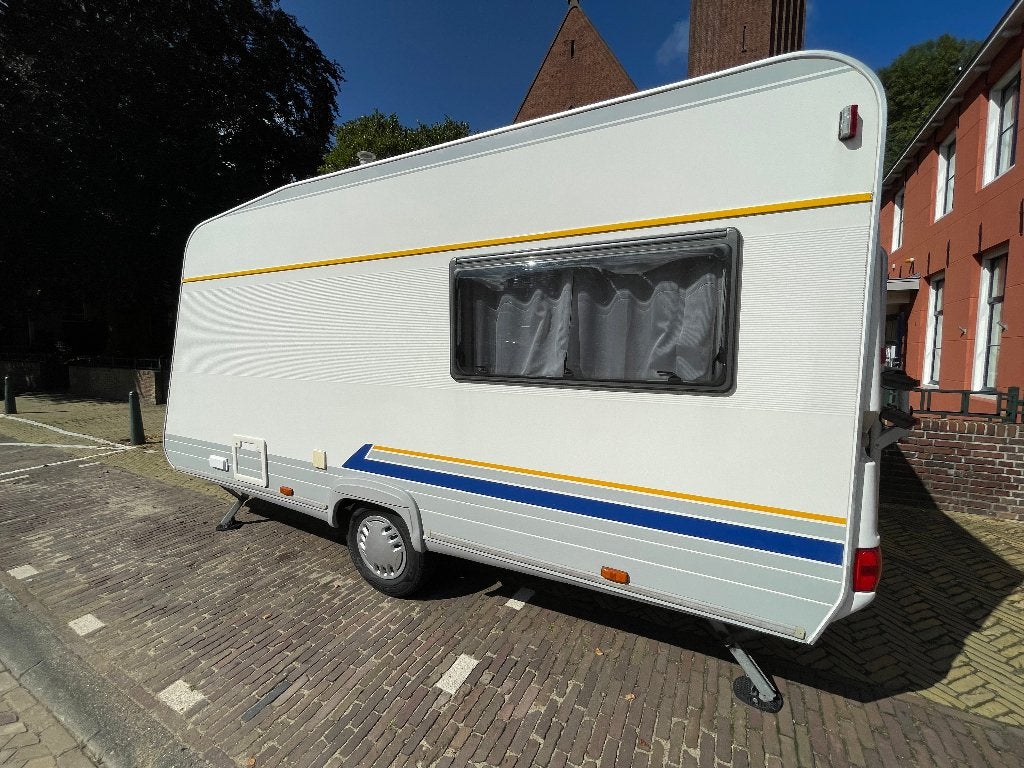 Nette Bürstner Ventana 420 TS (2001) + Obelink Air Voortent, Schokbreker, Treinzit, Particulier, Bürstner