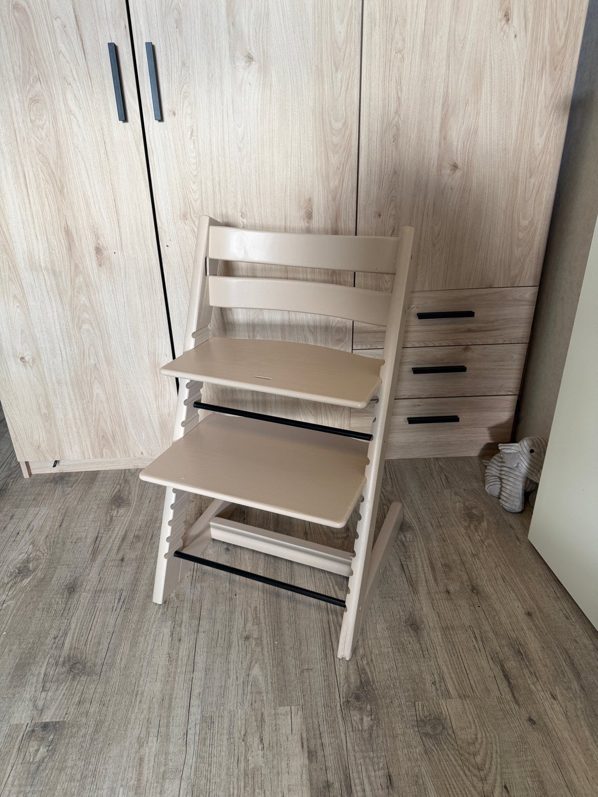 Stokke Tripp Trapp Stoel Beige/Zand, Ophalen, Gebruikt, Meegroeistoel, Aanschuifbaar