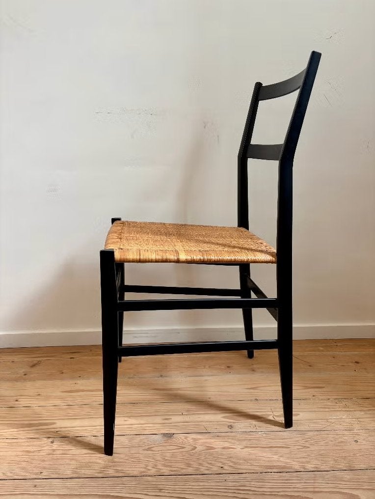 4x Gio Ponti 699 Superleggera Zwart Essen Stoelen, Huis en Inrichting, Zwart, Hout, Zo goed als nieuw, Vier
