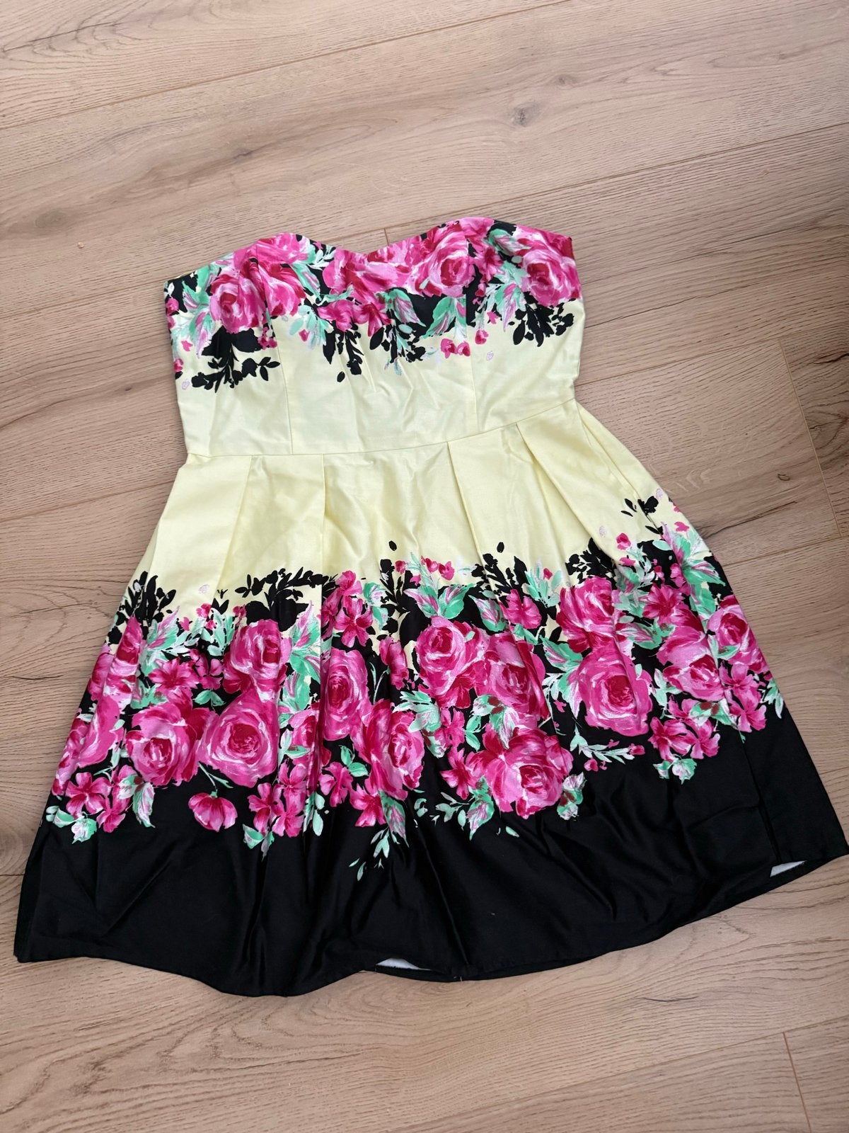 Jane Norman Strapless Jurk met Bloemenprint Maat 38, Maat 38/40 (M), Meerkleurig, Ophalen of Verzenden, Zo goed als nieuw
