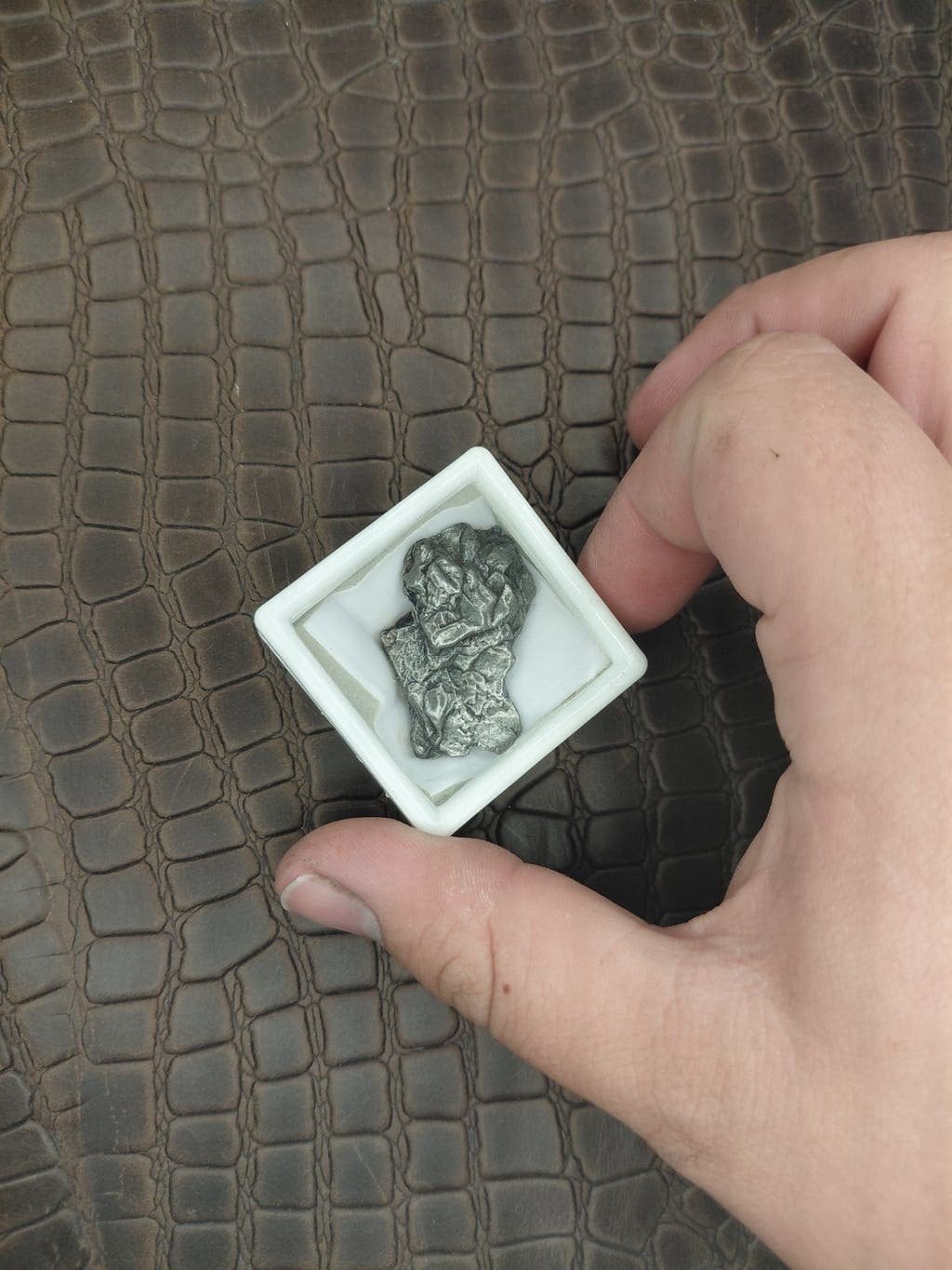 19 gram ijzer Meteoriet speciment, Ophalen of Verzenden