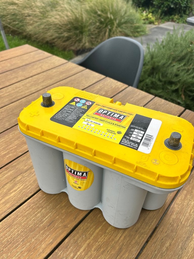 Optima accu 12V incl oplaad toebehoren, Gebruikt