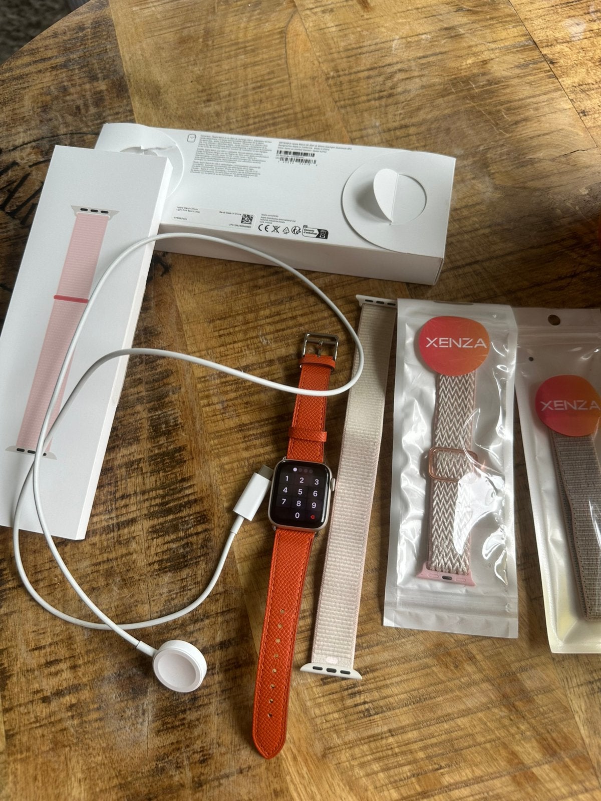 Apple Watch SE 2e Generatie 2022 40mm Starlight Batterij90%, Sieraden, Tassen en Uiterlijk, Ophalen, IOS, Zo goed als nieuw, GPS