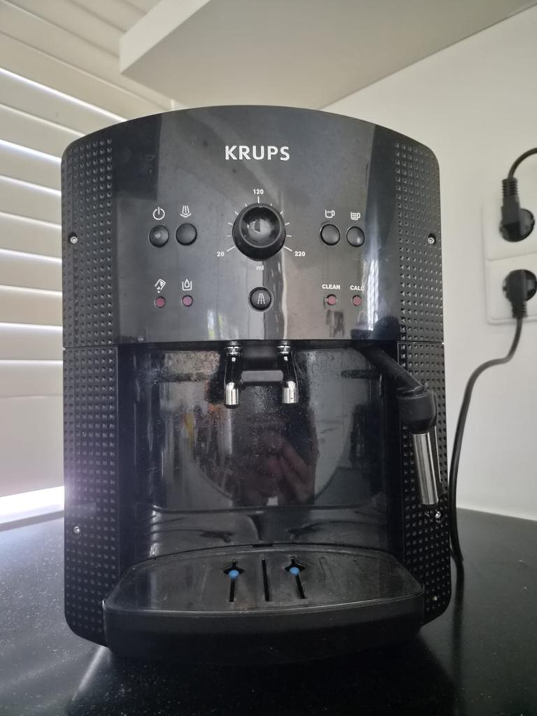 Krups koffie zet automaat met bonen, Ophalen, Gebruikt, Koffiemachine, Koffiebonen