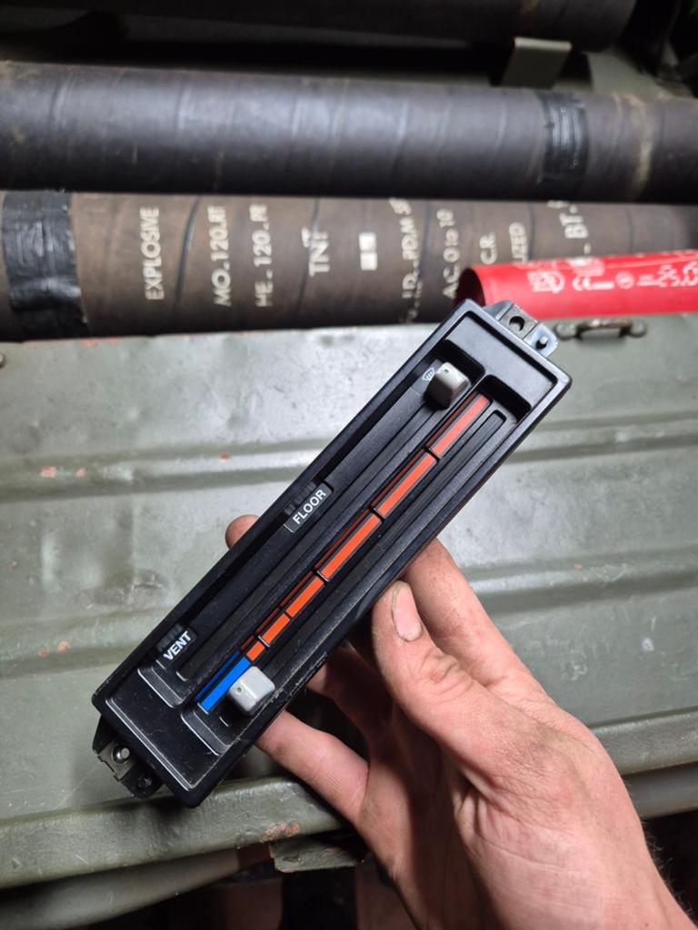 Volvo 480 kachel bediening, Ophalen of Verzenden, Volvo
