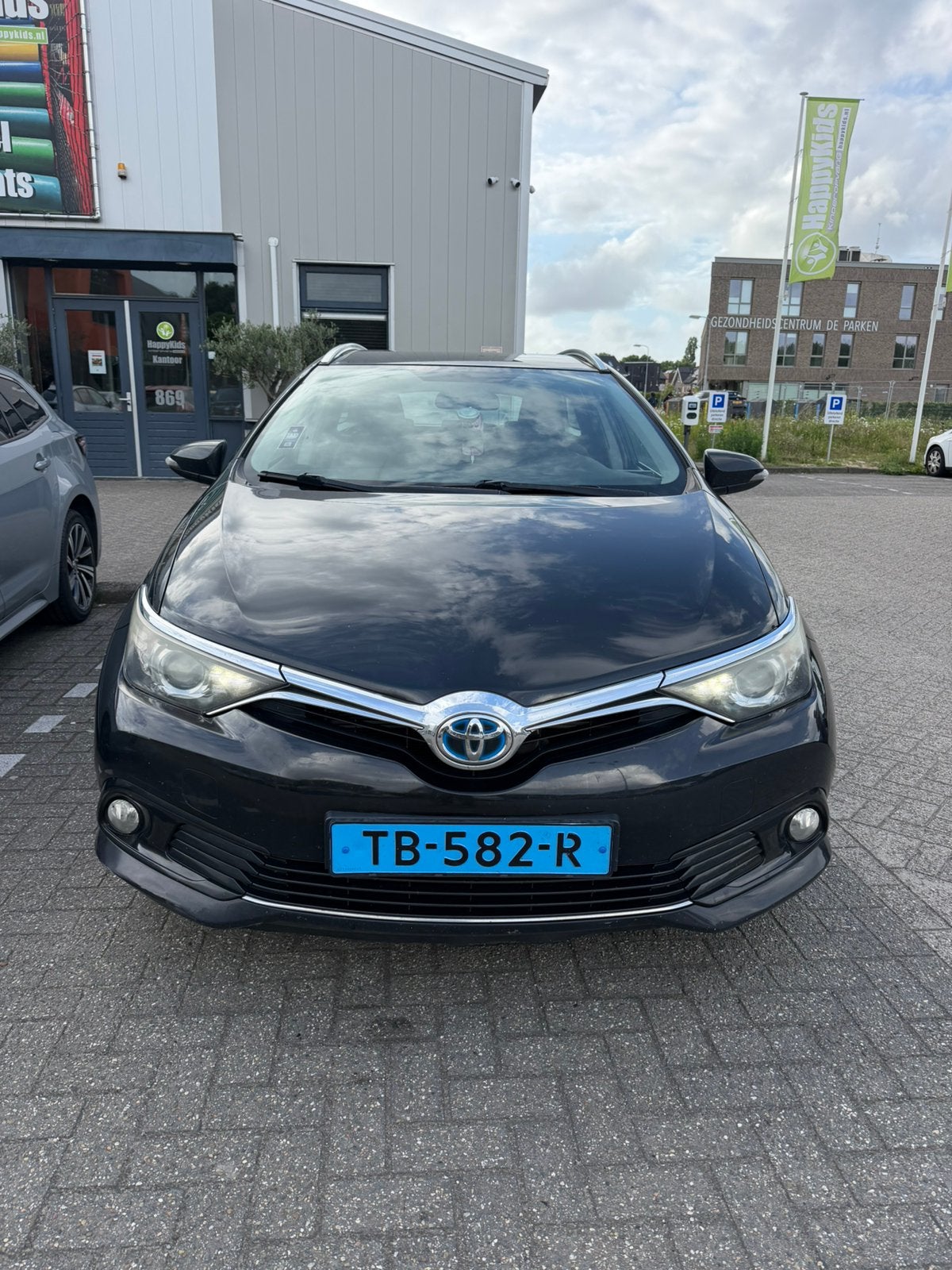 Toyota Auris Hybride 2017 taxi, Ophalen of Verzenden, Voor, Toyota, Bumper