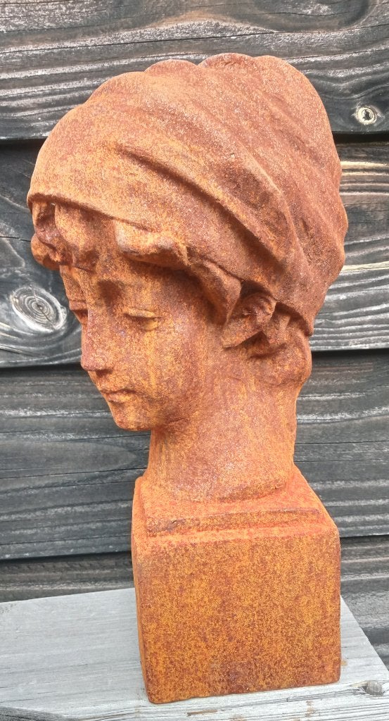 Opruiming zware gietijzeren borstbeeld vrouw nu maar 50 euro, Ophalen of Verzenden, Nieuw, Metaal, Mensenbeeld