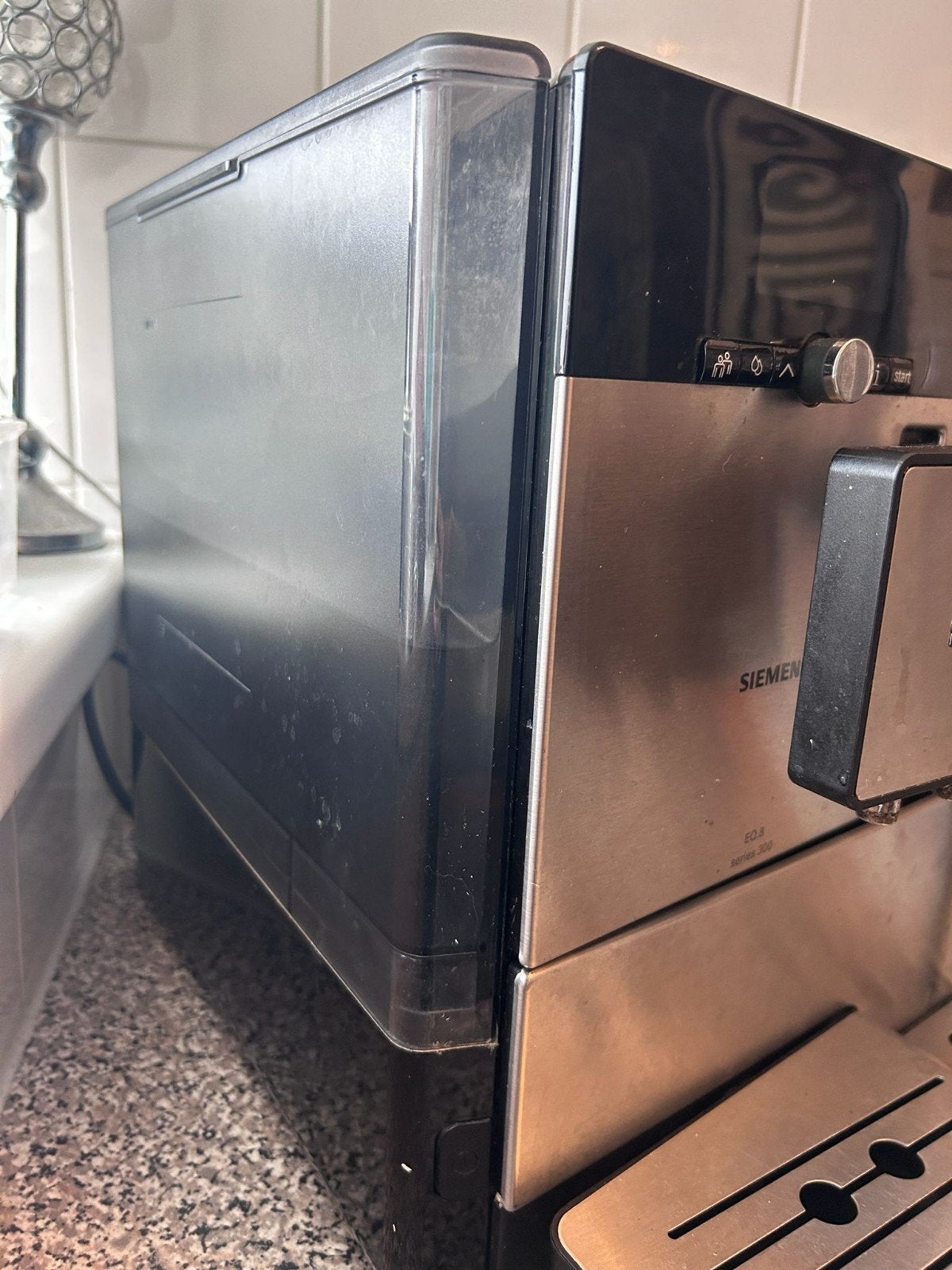 Siemens EQ.8 300 volautomatische koffiemachine - Gebruikt, Afneembaar waterreservoir, Gebruikt, Koffiemachine, Koffiebonen
