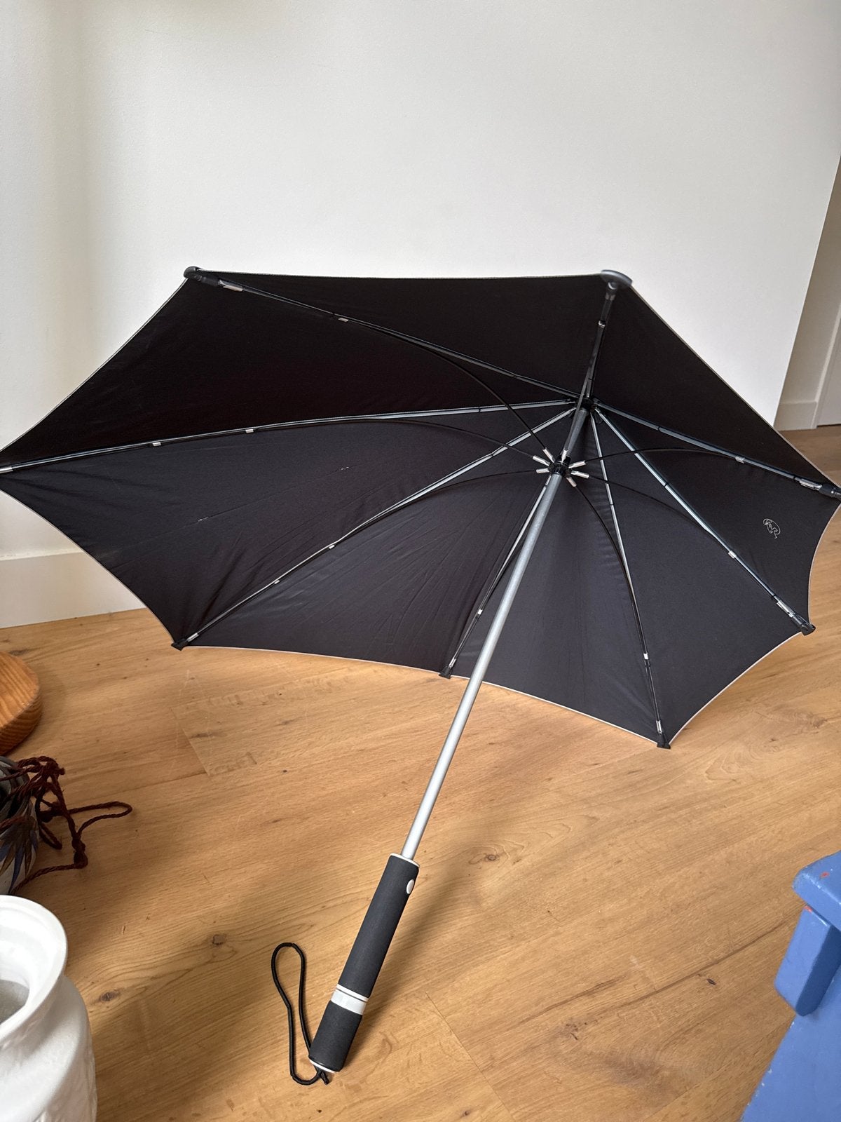 Senz Original Zilverkleurige Stormparaplu, Ophalen of Verzenden, Zo goed als nieuw, Overige kleuren