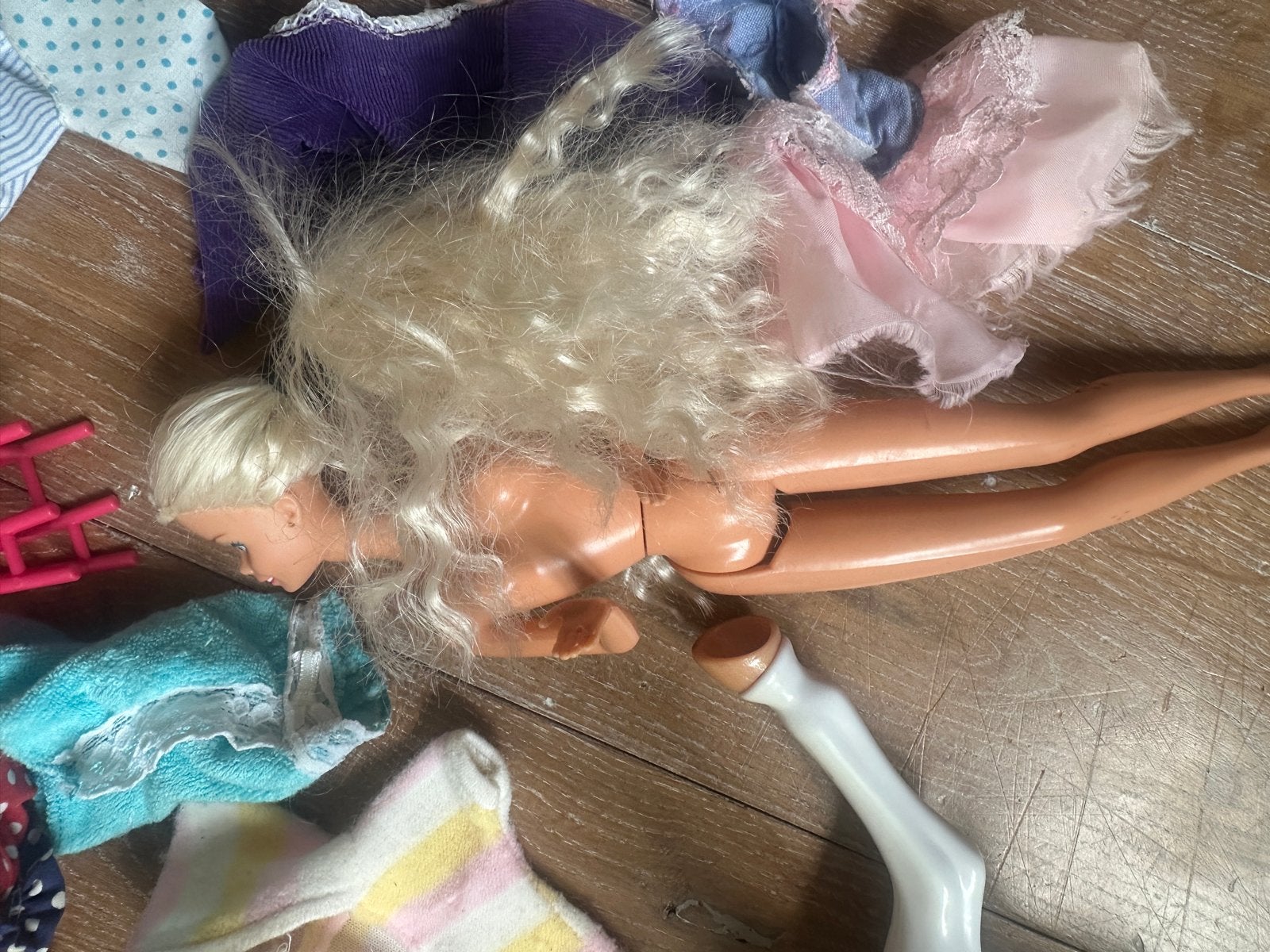 Foto 14 van Ski barbie, paarden barbie baby barbies en veel accessoires